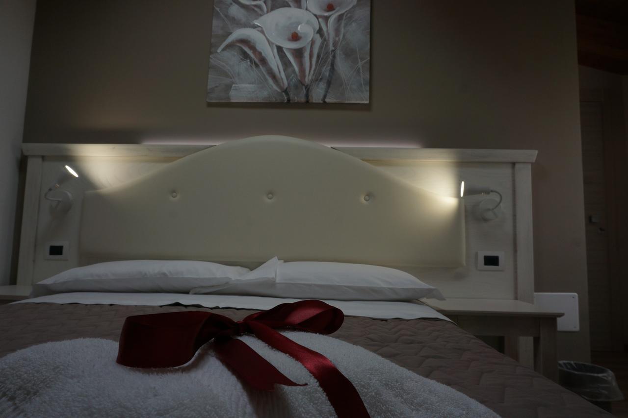 Bed and Breakfast San Pietro Mileto Exterior foto